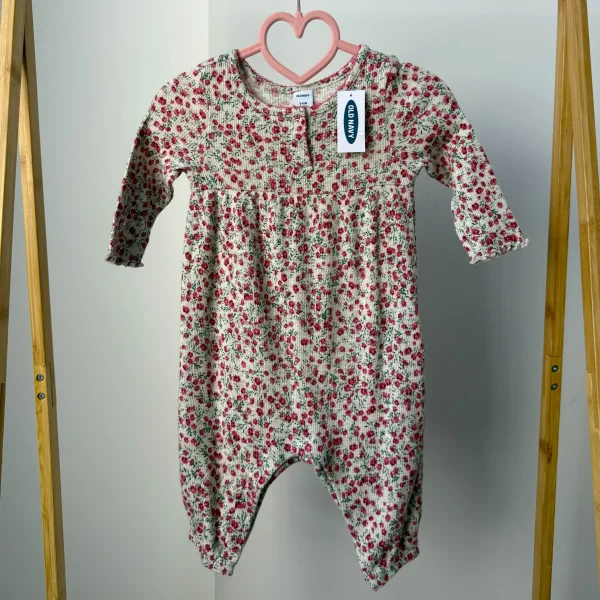 Ромпер з дрібним квітковим принтом від Old Navy