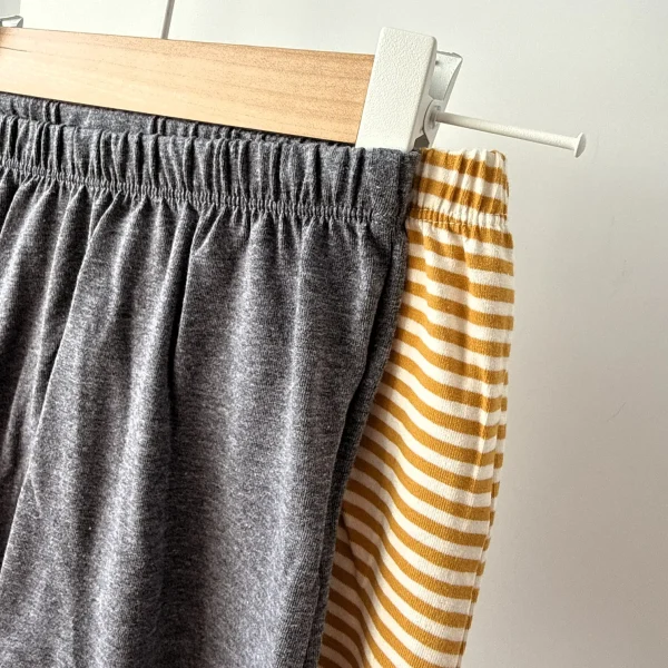 Комплект легінсів сірі і жовто-білі смугасті від Old Navy