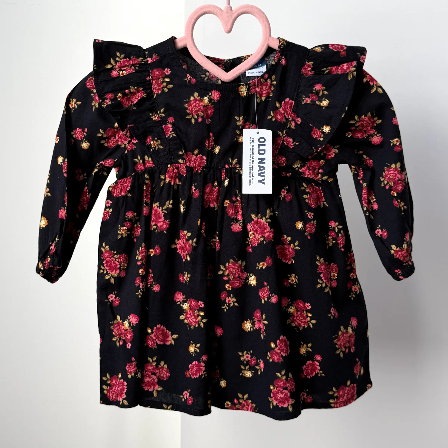 Сукня чорна з квітковим принтом на довгий рукав від Old Navy
