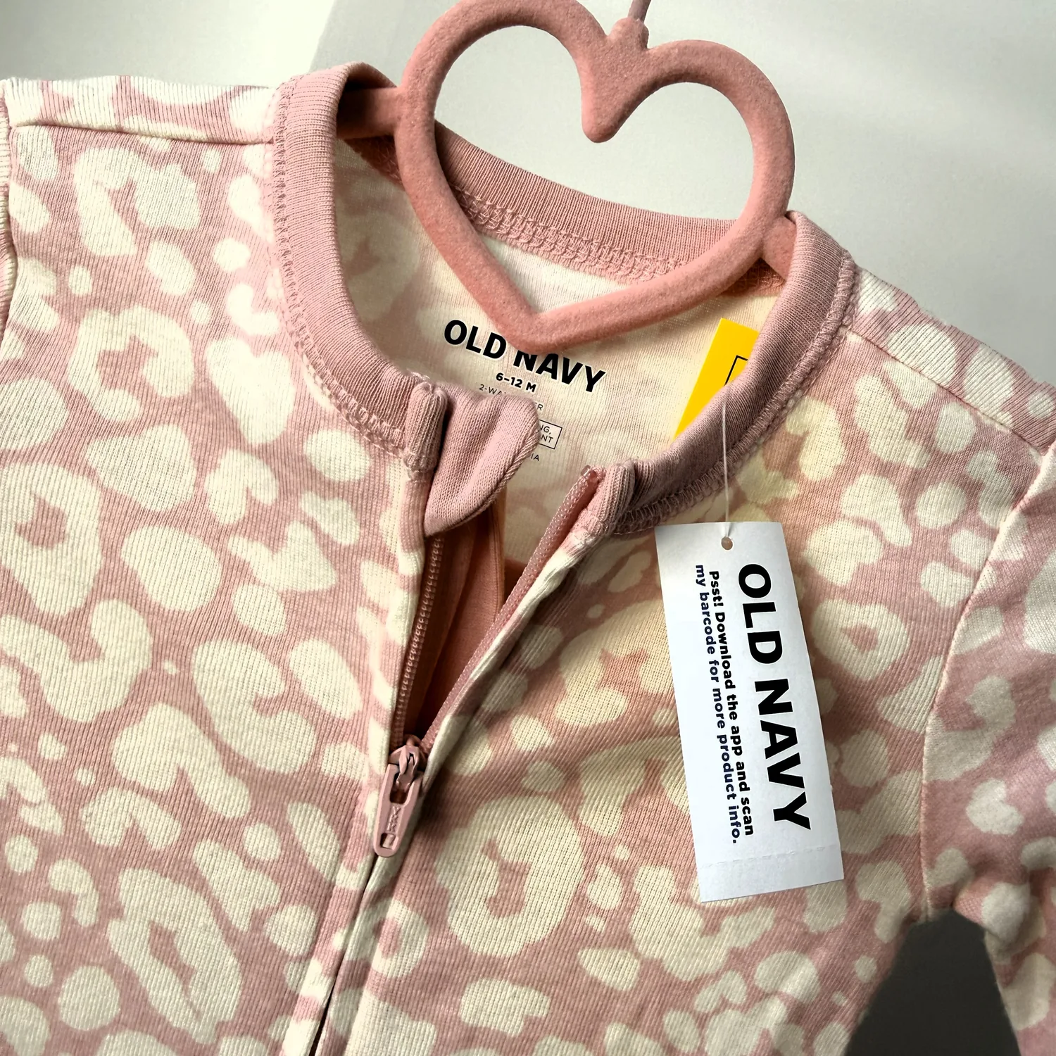 Ромпер-комбінезон пудровий від Old Navy