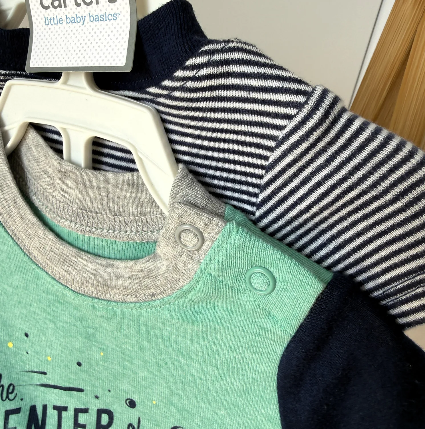 Комплект 3в1 футболка+боді+шорти від Carter's - Зображення 2